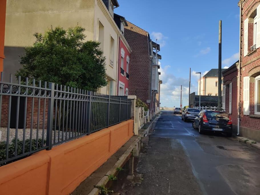 La Baigneuse Maison Avec Jardinet Et Parking Prive, A 200 M Plage Кайё-сюр-Мер Экстерьер фото